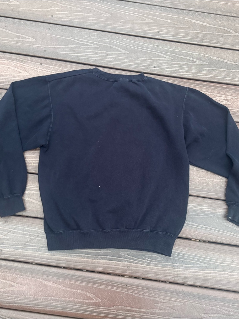 Brandy Melville Navy Crewneck with Light Blue 'LOS ANGELES' sweater - Picture 10 of 10